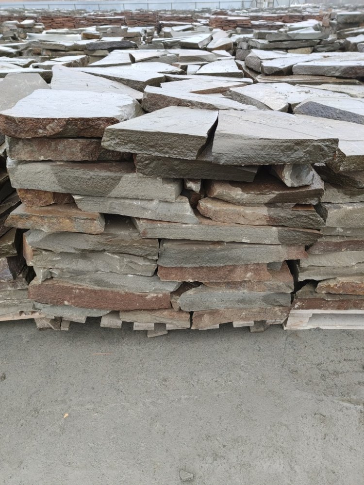 Плитняк песчаник серо-зелёный для мощения 60-65 мм купить в Сатке