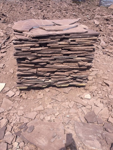 Плитняк лемезит бордовый для цоколя 1,5-2 см купить в Сатке