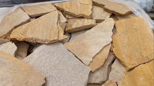 Плитняк златолит жёлтый для цоколя купить в Сатке