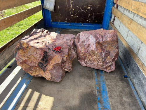 Ландшафтные глыбы красно-фиолетовые 200-1000 килограмм купить в Сатке