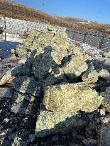 Камни для ландшафтного дизайна зелёные 10-60 килограмм купить в Сатке