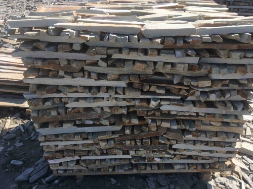 Горбушка златолит золотистый для облицовки купить в Сатке